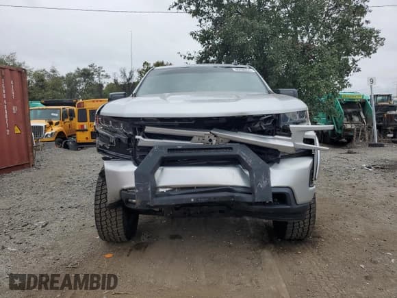 ✅ 2019 Chevrolet Silverado 1500 RST • VIN: 1GCUYEED1KZ167601 • Lot: 86436325. Listed on Copart with 42,961 mi. Free auction sales archive from the USA and detailed vehicle history report at DreamBid. Image 5.