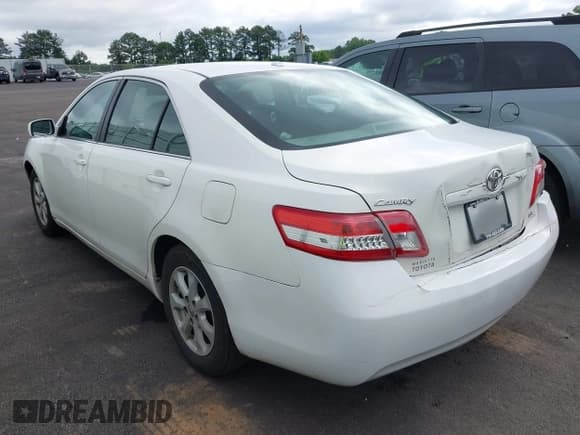 ✅ 2011 Toyota Camry LE • VIN: 4T1BF3EK9BU647717 • Лот: 42398909. Опубликован ранее на IAAI с пробегом 224 595 миль. Бесплатный доступ к архиву аукционных продаж из США и подробный отчёт об истории автомобиля на DreamBid. Изображение 3.