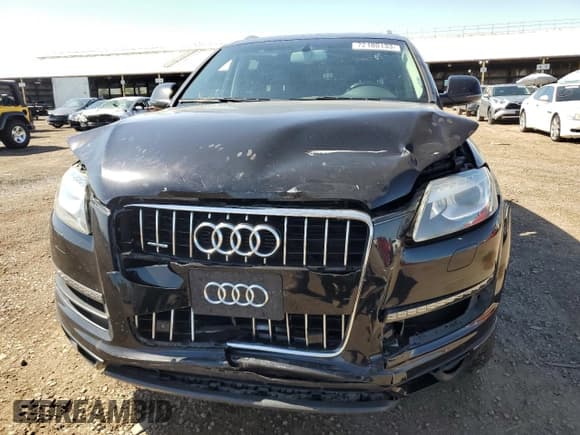 ✅ 2015 Audi Q7 Premium Plus • VIN: WA1LGBFE9FD015955 • Lot: 72180133. Listed on Copart with 134,741 mi. Free auction sales archive from the USA and detailed vehicle history report at DreamBid. Image 5.