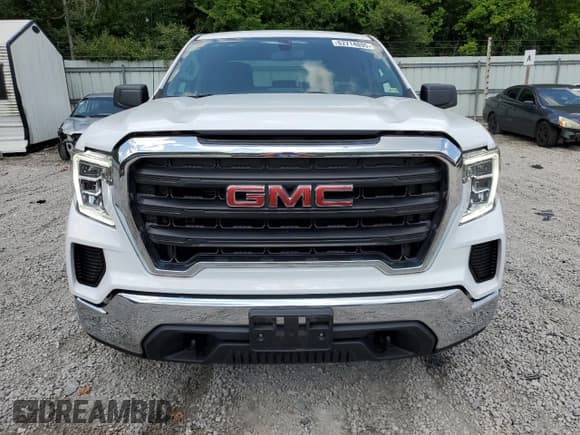 ✅ 2021 GMC Sierra 1500 • VIN: 3GTU9AEF7MG270032 • Lot: 62714895. Wystawiony na Copart z przebiegiem 23 609 mil. Bezpłatny archiwum sprzedaży aukcyjnych z USA i szczegółowy raport historii pojazdu na DreamBid. Zdjęcie 5.
