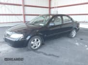 ✅ 2001 Mazda Protege LX • VIN: JM1BJ225210492624 • Lot: 43017930. Wystawiony na IAAI z przebiegiem 111 844 mil. Bezpłatny archiwum sprzedaży aukcyjnych z USA i szczegółowy raport historii pojazdu na DreamBid. Zdjęcie 2.