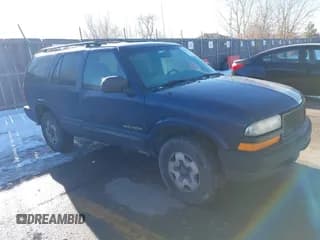 ✅ 2002 Chevrolet Blazer LS • VIN: 1GNDT13W82K183578 • Lot: 41349710. Wystawiony na IAAI z przebiegiem Nie podano. Bezpłatny archiwum sprzedaży aukcyjnych z USA i szczegółowy raport historii pojazdu na DreamBid. Zdjęcie 1.