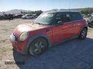 ✅ 2010 MINI Hardtop • VIN: WMWMF3C59ATZ64473 • Lot: 56569095. Wystawiony na Copart z przebiegiem 104 146 mil. Bezpłatny archiwum sprzedaży aukcyjnych z USA i szczegółowy raport historii pojazdu na DreamBid. Zdjęcie 1.