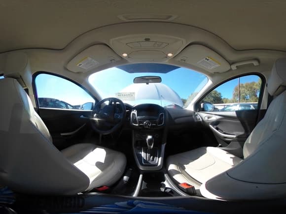 ✅ 2018 Ford Focus Titanium • VIN: 1FADP3N26JL271708 • Lot: 43531238. Listed on IAAI with 154,503 mi. Free auction sales archive from the USA and detailed vehicle history report at DreamBid. Image 21.