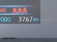 ✅ 2025 Toyota Corolla Cross L • VIN: 7MUAAAAG9SV145854 • Lot: 43713390. Wystawiony na IAAI z przebiegiem 3 767 mil. Bezpłatny archiwum sprzedaży aukcyjnych z USA i szczegółowy raport historii pojazdu na DreamBid. Zdjęcie 16.