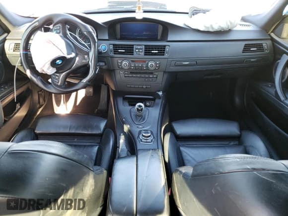 ✅ 2011 BMW M3 • VIN: WBSPM9C54BE203115 • Лот: 54583324. Опубликован ранее на Copart с пробегом Не указан. Бесплатный доступ к архиву аукционных продаж из США и подробный отчёт об истории автомобиля на DreamBid. Изображение 8.