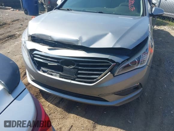 ✅ 2015 Hyundai Sonata Limited • VIN: 5NPE34AF0FH088339 • Лот: 42740050. Опубликован ранее на IAAI с пробегом 174 772 миль. Бесплатный доступ к архиву аукционных продаж из США и подробный отчёт об истории автомобиля на DreamBid. Изображение 6.