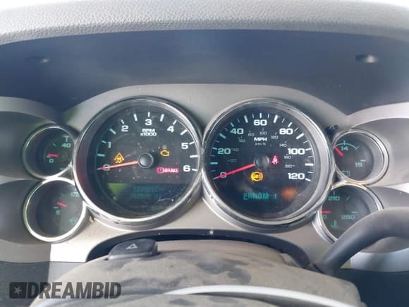 ✅ 2011 Chevrolet Silverado 2500HD • VIN: 1GB2KVCG9BZ313513 • Lot: 42517972. Wystawiony na IAAI z przebiegiem 209 577 mil. Bezpłatny archiwum sprzedaży aukcyjnych z USA i szczegółowy raport historii pojazdu na DreamBid. Zdjęcie 7.