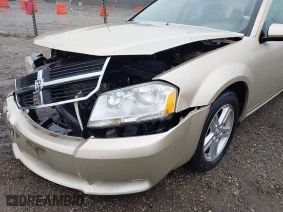 ✅ 2010 Dodge Avenger Express • VIN: 1B3CC1FB8AN229289 • Лот: 41204061. Опубликован ранее на IAAI с пробегом 158 174 миль. Бесплатный доступ к архиву аукционных продаж из США и подробный отчёт об истории автомобиля на DreamBid. Изображение 13.