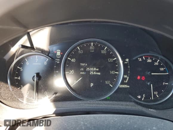 ✅ 2019 Mazda CX-5 Signature • VIN: JM3KFBEY6K0574095 • Lot: 45557975. Wystawiony na Copart z przebiegiem 55 935 mil. Bezpłatny archiwum sprzedaży aukcyjnych z USA i szczegółowy raport historii pojazdu na DreamBid. Zdjęcie 9.