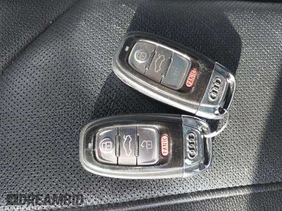 ✅ 2016 Audi A8 3.0T • VIN: WAU34AFD3GN009643 • Lot: 42780288. Listed on IAAI with 130,970 mi. Free auction sales archive from the USA and detailed vehicle history report at DreamBid. Image 11.