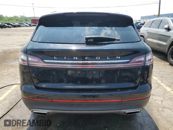 ✅ 2021 Lincoln Nautilus Reserve • VIN: 2LMPJ8K92MBL12248 • Lot: 59889885. Wystawiony na Copart z przebiegiem 59 139 mil. Bezpłatny archiwum sprzedaży aukcyjnych z USA i szczegółowy raport historii pojazdu na DreamBid. Zdjęcie 6.