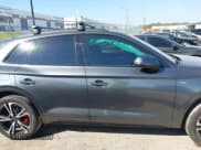 ✅ 2025 Audi Q5 S line Premium Plus • VIN: WA1EAAFY0S2025875 • Lot: 43396060. Wystawiony na IAAI z przebiegiem 34 020 mil. Bezpłatny archiwum sprzedaży aukcyjnych z USA i szczegółowy raport historii pojazdu na DreamBid. Zdjęcie 13.