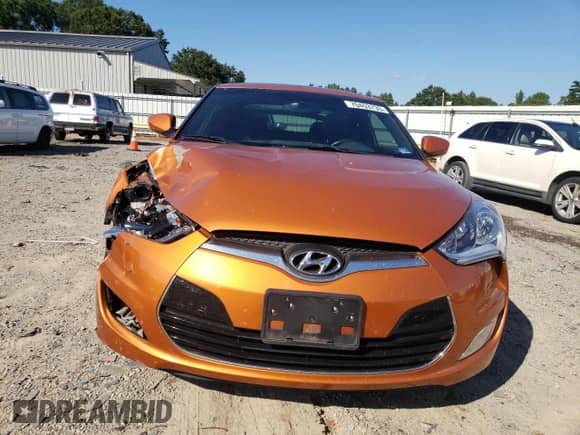 2016 Hyundai Veloster с VIN KMHTC6AD4GU299905, выставлен на аукционе Copart как лот 70453733 с пробегом 72 665 миль миль и . История ставок и продаж доступна на DreamBid. Изображение 5.