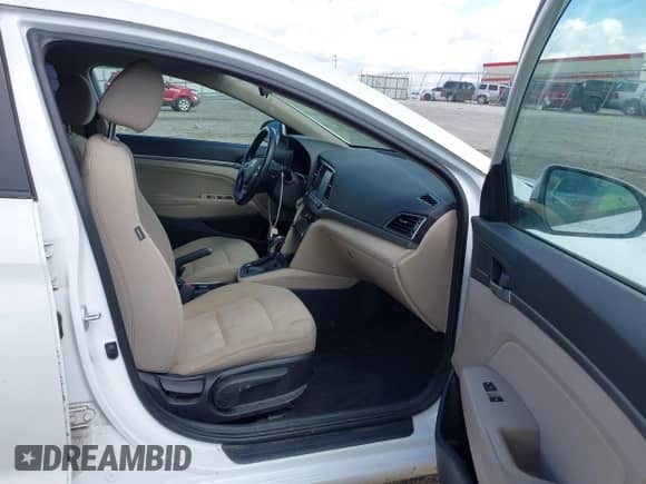 2018 Hyundai Elantra Eco z VIN 5NPD94LA6JH297640, wystawiony jako IAAI lot #42984897 z przebiegiem 138 076 mil mil oraz . Historia ofert i sprzedaży dostępna na DreamBid. Obrazek 5.