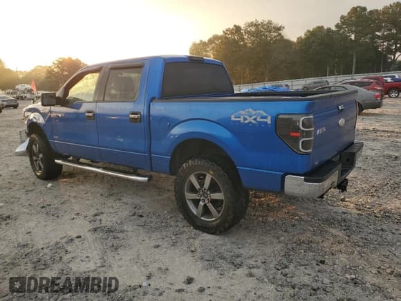 ✅ 2012 Ford F-150 Lariat • VIN: 1FTFW1EF9CFA94070 • Лот: 80917055. Опубликован ранее на Copart с пробегом 138 551 миль. Бесплатный доступ к архиву аукционных продаж из США и подробный отчёт об истории автомобиля на DreamBid. Изображение 2.