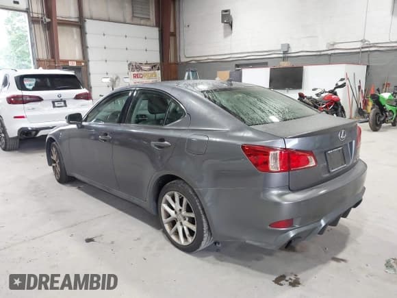 ✅ 2012 Lexus IS 250 • VIN: JTHCF5C2XC5058886 • Лот: 42902665. Опубликован ранее на IAAI с пробегом 173 962 миль. Бесплатный доступ к архиву аукционных продаж из США и подробный отчёт об истории автомобиля на DreamBid. Изображение 3.