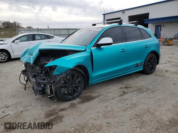 ✅ 2015 Audi SQ5 Premium Plus • VIN: WA1CGAFP2FA024011 • Лот: 90753905. Опубликован ранее на Copart с пробегом 136 740 миль. Бесплатный доступ к архиву аукционных продаж из США и подробный отчёт об истории автомобиля на DreamBid. Изображение 1.