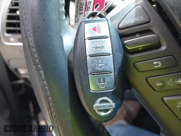 ✅ 2018 Nissan Armada SV • VIN: JN8AY2ND6J9054358 • Lot: 43055757. Listed on IAAI with 130,199 mi. Free auction sales archive from the USA and detailed vehicle history report at DreamBid. Image 11.