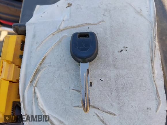 ✅ 2002 Mitsubishi Eclipse GS • VIN: 4A3AC44G52E074236 • Лот: 42824037. Опубликован ранее на IAAI с пробегом 200 758 миль. Бесплатный доступ к архиву аукционных продаж из США и подробный отчёт об истории автомобиля на DreamBid. Изображение 11.