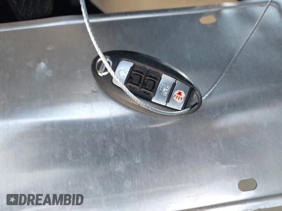 ✅ 2017 Nissan Maxima S • VIN: 1N4AA6APXHC421899 • Lot: 43420012. Listed on IAAI with 134,720 mi. Free auction sales archive from the USA and detailed vehicle history report at DreamBid. Image 11.