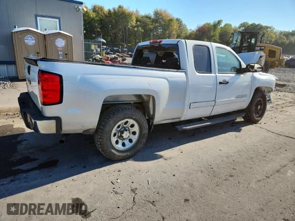 ✅ 2011 Chevrolet Silverado 1500 LT • VIN: 1GCRKSEA4BZ168916 • Lot: 81962545. Listed on Copart with Not provided. Free auction sales archive from the USA and detailed vehicle history report at DreamBid. Image 3.