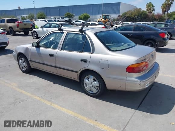 ✅ 1998 Chevrolet Prizm Lsi • VIN: 1Y1SK5288WZ402996 • Lot: 42991156. Listed on IAAI with 164,102 mi. Free auction sales archive from the USA and detailed vehicle history report at DreamBid. Image 3.