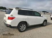 ✅ 2013 Toyota Highlander Plus • VIN: 5TDZK3EHXDS122126 • Лот: 84053545. Опубликован ранее на Copart с пробегом 421 000 миль. Бесплатный доступ к архиву аукционных продаж из США и подробный отчёт об истории автомобиля на DreamBid. Изображение 3.