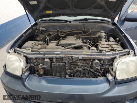 ✅ 2005 Toyota Sequoia Limited • VIN: 5TDBT48A15S235810 • Lot: 51703345. Listed on Copart with 265,366 mi. Free auction sales archive from the USA and detailed vehicle history report at DreamBid. Image 12.