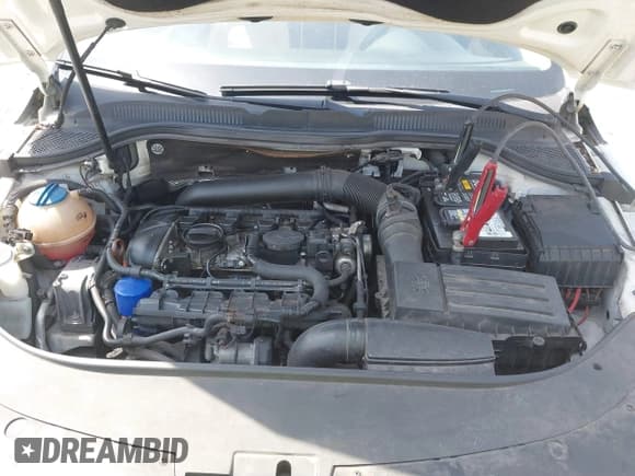 ✅ 2012 Volkswagen CC Sport • VIN: WVWMN7ANXCE542798 • Лот: 41877456. Опубликован ранее на IAAI с пробегом 93 300 миль. Бесплатный доступ к архиву аукционных продаж из США и подробный отчёт об истории автомобиля на DreamBid. Изображение 10.