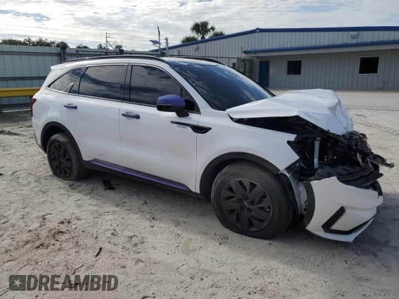 ✅ 2023 Kia Sorento S • VIN: 5XYRL4LC7PG171716 • Lot: 70900485. Listed on Copart with 31,212 mi. Free auction sales archive from the USA and detailed vehicle history report at DreamBid. Image 4.