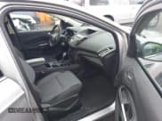 ✅ 2018 Ford Escape SE • VIN: 1FMCU9GDXJUB61928 • Лот: 43806248. Опубликован ранее на IAAI с пробегом 196 919 миль. Бесплатный доступ к архиву аукционных продаж из США и подробный отчёт об истории автомобиля на DreamBid. Изображение 5.