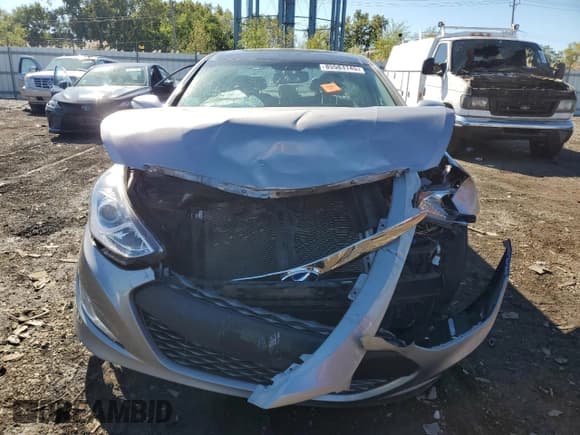 ✅ 2011 Hyundai Sonata Hybrid • VIN: KMHEC4A47BA007722 • Лот: 85583145. Опубликован ранее на Copart с пробегом Не указан. Бесплатный доступ к архиву аукционных продаж из США и подробный отчёт об истории автомобиля на DreamBid. Изображение 5.