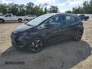 ✅ 2023 Chevrolet Bolt EV 2LT • VIN: 1G1FX6S09P4155888 • Lot: 70703255. Wystawiony na Copart z przebiegiem 84 927 mil. Bezpłatny archiwum sprzedaży aukcyjnych z USA i szczegółowy raport historii pojazdu na DreamBid. Zdjęcie 1.