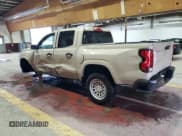 ✅ 2024 Chevrolet Colorado 2WD Work Truck • VIN: 1GCGSBEC4R1145220 • Лот: 89803575. Опубликован ранее на Copart с пробегом 18 209 миль. Бесплатный доступ к архиву аукционных продаж из США и подробный отчёт об истории автомобиля на DreamBid. Изображение 2.