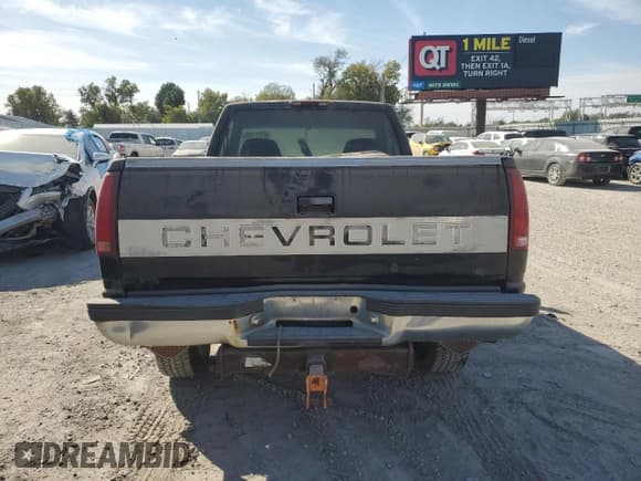 ✅ 1996 Chevrolet Silverado 1500 • VIN: 1GCEK14M2TZ142692 • Лот: 87411355. Опубликован ранее на Copart с пробегом 141 919 миль. Бесплатный доступ к архиву аукционных продаж из США и подробный отчёт об истории автомобиля на DreamBid. Изображение 6.