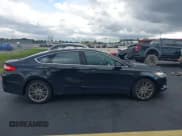 ✅ 2015 Ford Fusion SE • VIN: 1FA6P0HD0F5118290 • Lot: 43568856. Wystawiony na IAAI z przebiegiem 229 988 mil. Bezpłatny archiwum sprzedaży aukcyjnych z USA i szczegółowy raport historii pojazdu na DreamBid. Zdjęcie 13.