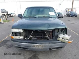 ✅ 2001 Chevrolet Silverado 1500 Work Truck • VIN: 1GCEK19V91Z291910 • Lot: 43399859. Wystawiony na IAAI z przebiegiem 219 248 mil. Bezpłatny archiwum sprzedaży aukcyjnych z USA i szczegółowy raport historii pojazdu na DreamBid. Zdjęcie 6.