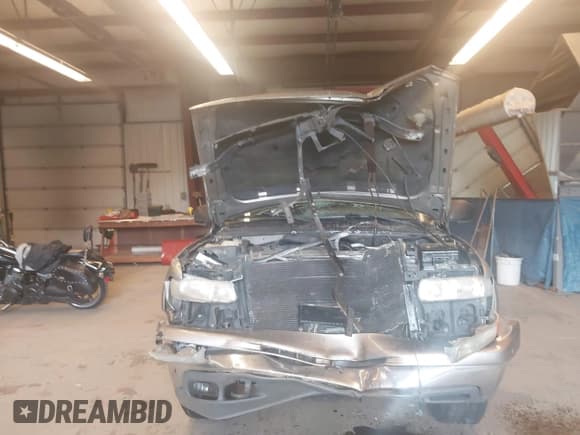 ✅ 2000 Chevrolet Suburban LS • VIN: 3GNFK16T6YG120637 • Лот: 42834475. Опубликован ранее на IAAI с пробегом 163 185 миль. Бесплатный доступ к архиву аукционных продаж из США и подробный отчёт об истории автомобиля на DreamBid. Изображение 12.