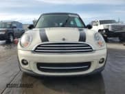 ✅ 2011 MINI Clubman • VIN: WMWZF3C53BTX81917 • Lot: 90080935. Listed on Copart with 119,868 mi. Free auction sales archive from the USA and detailed vehicle history report at DreamBid. Image 5.