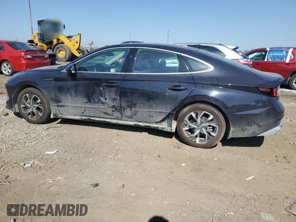 ✅ 2024 Hyundai Sonata SEL • VIN: KMHL64JA9RA423883 • Лот: 80160095. Опубликован ранее на Copart с пробегом 16 942 миль. Бесплатный доступ к архиву аукционных продаж из США и подробный отчёт об истории автомобиля на DreamBid. Изображение 2.