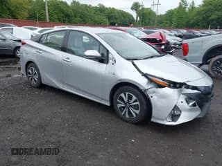 ✅ 2017 Toyota Prius Plus • VIN: JTDKARFPXH3034892 • Lot: 42376800. Listed on IAAI with 65,548 mi. Free auction sales archive from the USA and detailed vehicle history report at DreamBid. Image 1.