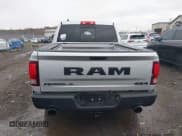 ✅ 2017 Ram 1500 Rebel • VIN: 1C6RR7YT2HS672976 • Lot: 43728138. Wystawiony na IAAI z przebiegiem 95 539 mil. Bezpłatny archiwum sprzedaży aukcyjnych z USA i szczegółowy raport historii pojazdu na DreamBid. Zdjęcie 16.