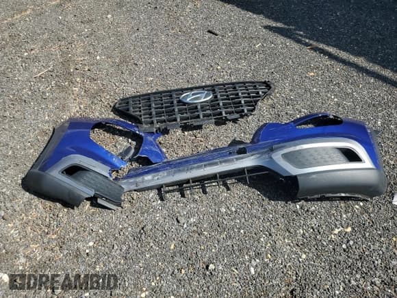 ✅ 2022 Hyundai Venue SE • VIN: KMHRB8A3XNU186571 • Lot: 56703925. Listed on Copart with 41,077 mi. Free auction sales archive from the USA and detailed vehicle history report at DreamBid. Image 12.