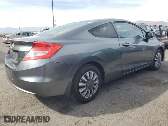 ✅ 2012 Honda Civic LX • VIN: 2HGFG3B56CH542026 • Lot: 91512855. Wystawiony na Copart z przebiegiem 162 823 mil. Bezpłatny archiwum sprzedaży aukcyjnych z USA i szczegółowy raport historii pojazdu na DreamBid. Zdjęcie 3.