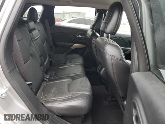 ✅ 2018 Jeep Cherokee Limited • VIN: 1C4PJMDX2JD560459 • Lot: 55322465. Wystawiony na Copart z przebiegiem 71 553 mil. Bezpłatny archiwum sprzedaży aukcyjnych z USA i szczegółowy raport historii pojazdu na DreamBid. Zdjęcie 11.