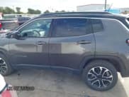 ✅ 2024 Jeep Compass Limited • VIN: 3C4NJDCN1RT596947 • Lot: 42475127. Wystawiony na IAAI z przebiegiem 35 210 mil. Bezpłatny archiwum sprzedaży aukcyjnych z USA i szczegółowy raport historii pojazdu na DreamBid. Zdjęcie 14.