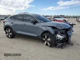 ✅ 2023 Volvo C40 Ultimate • VIN: YV4ED3GM2P2042573 • Лот: 40321304. Опубликован ранее на Copart с пробегом 8 372 миль. Бесплатный доступ к архиву аукционных продаж из США и подробный отчёт об истории автомобиля на DreamBid. Изображение 4.