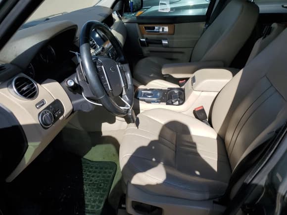 ✅ 2015 Land Rover LR4 HSE • VIN: SALAG2V66FA766044 • Lot: 73421764. Listed on Copart with 86,203 mi. Free auction sales archive from the USA and detailed vehicle history report at DreamBid. Image 7.