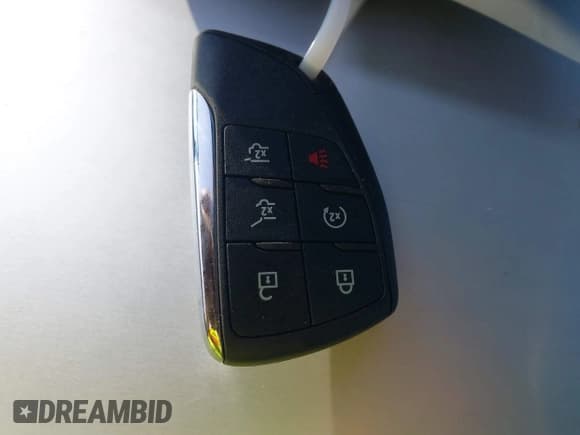 ✅ 2022 Chevrolet Suburban LT • VIN: 1GNSKCKD2NR252573 • Lot: 41572362. Listed on IAAI with 42,228 mi. Free auction sales archive from the USA and detailed vehicle history report at DreamBid. Image 11.